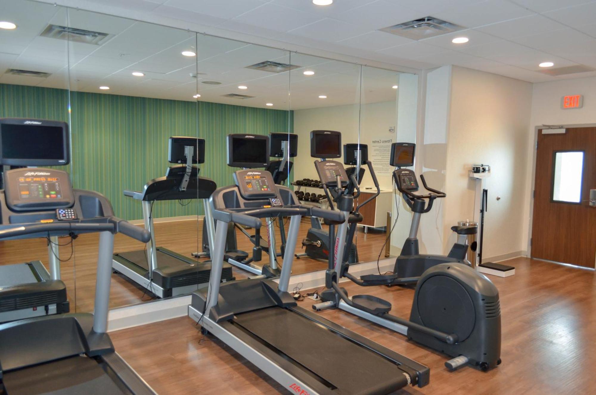 Holiday Inn Express & Suites Raleigh Airport - Brier Creek By Ihg Exteriör bild