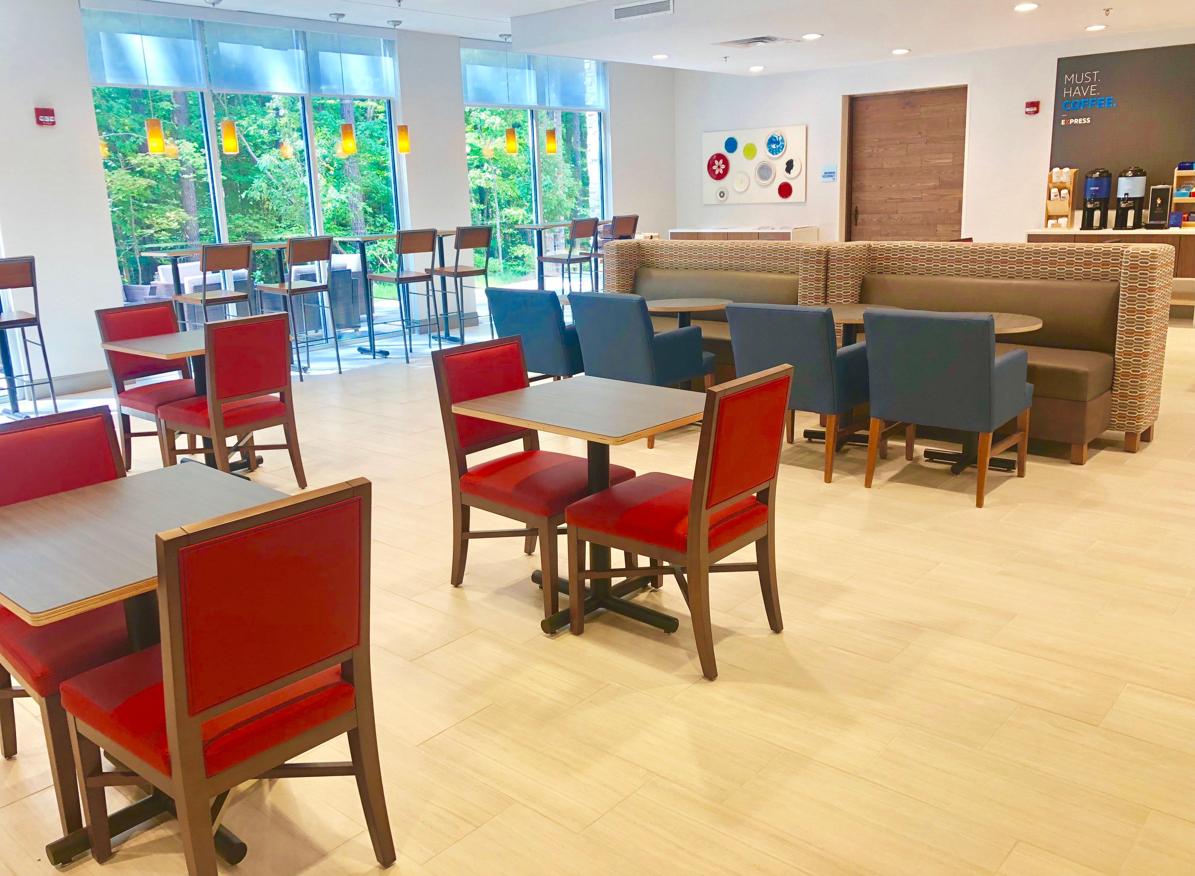Holiday Inn Express & Suites Raleigh Airport - Brier Creek By Ihg Exteriör bild