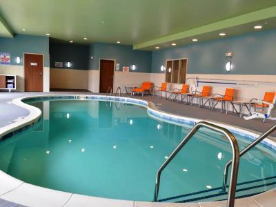 Holiday Inn Express & Suites Raleigh Airport - Brier Creek By Ihg Exteriör bild